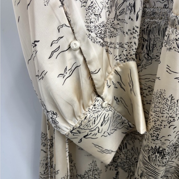 H&M Cream and Gray Long Sleeve Dress - Picture 6 of 14